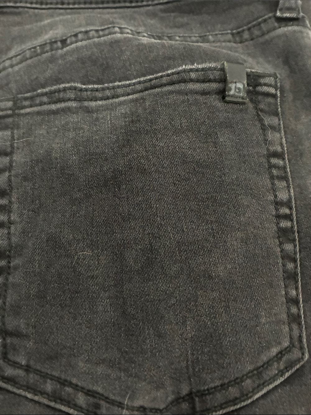 Joe’s Jeans l Black Denim The Icon Mid Rise Skinny Ankle Jeans